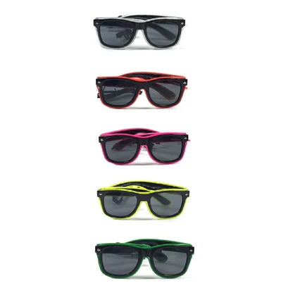 Lentes con luz de neón a pilas