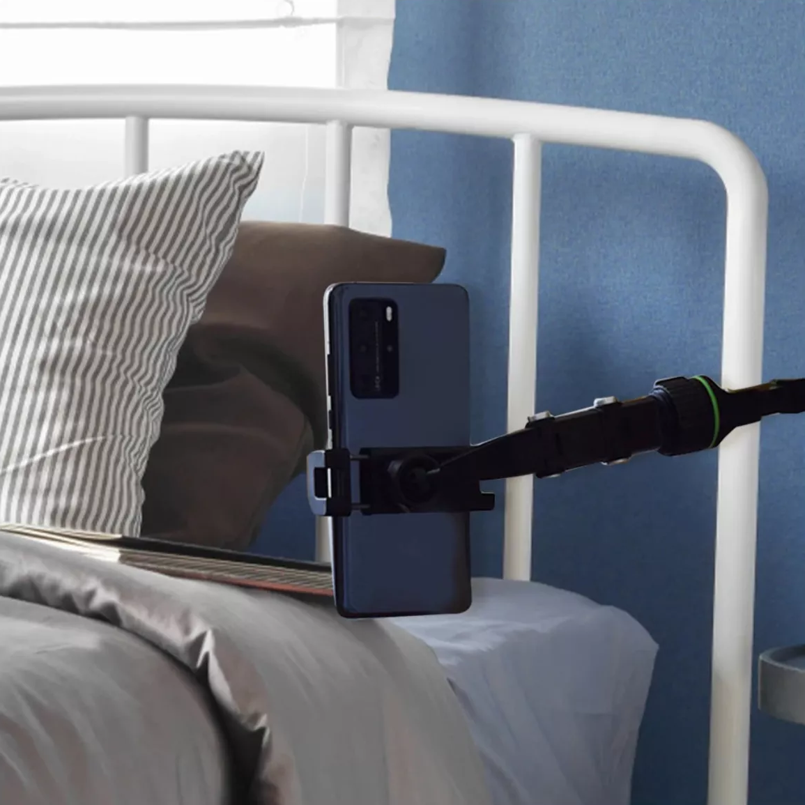 Soporte porta celular universal multiuso